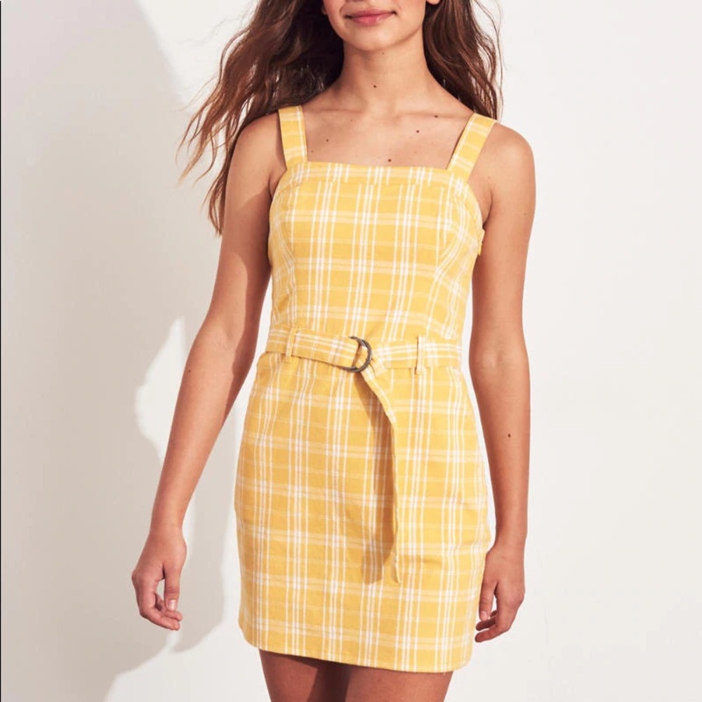 Hollister yellow plaid belt dress